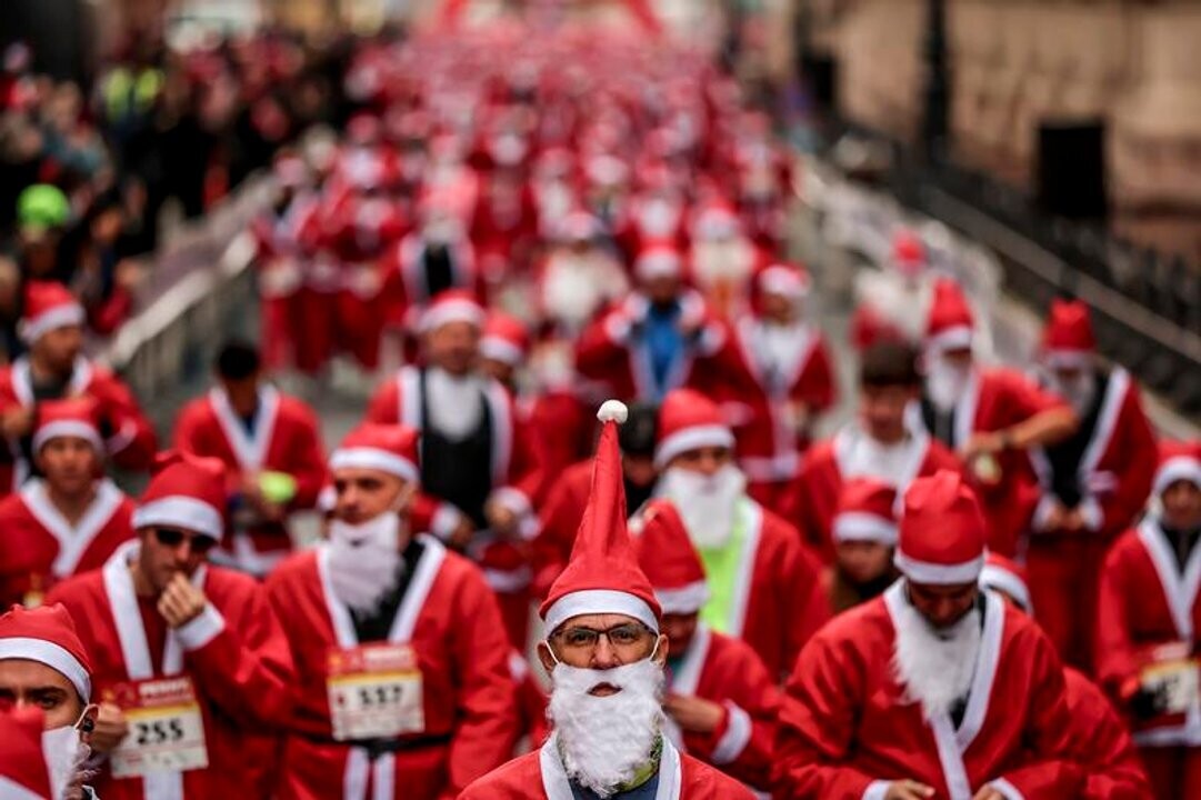 Budapest Celebrates the Annual Santa Run