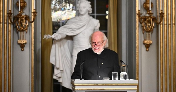 Krasznahorkai turns Nobel Prize into a warning to humanity