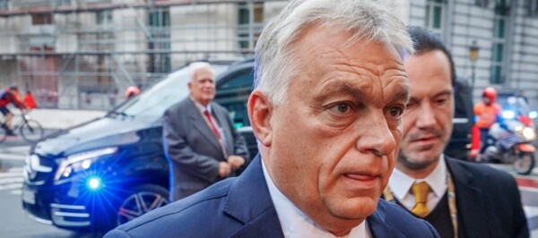 Орбан критикует стратегию ЕС перед саммитом